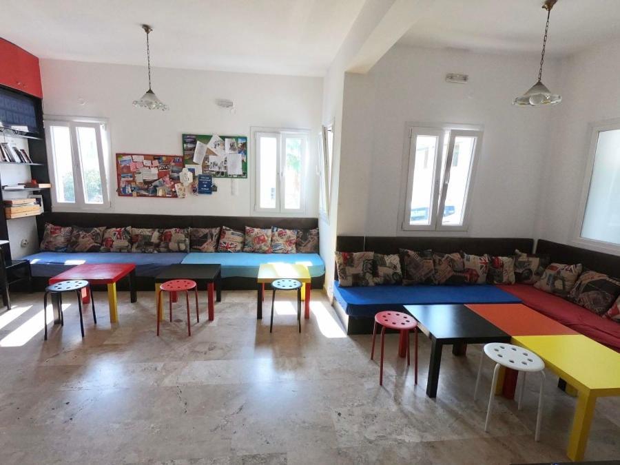 Fira Backpackers Place Exterior photo